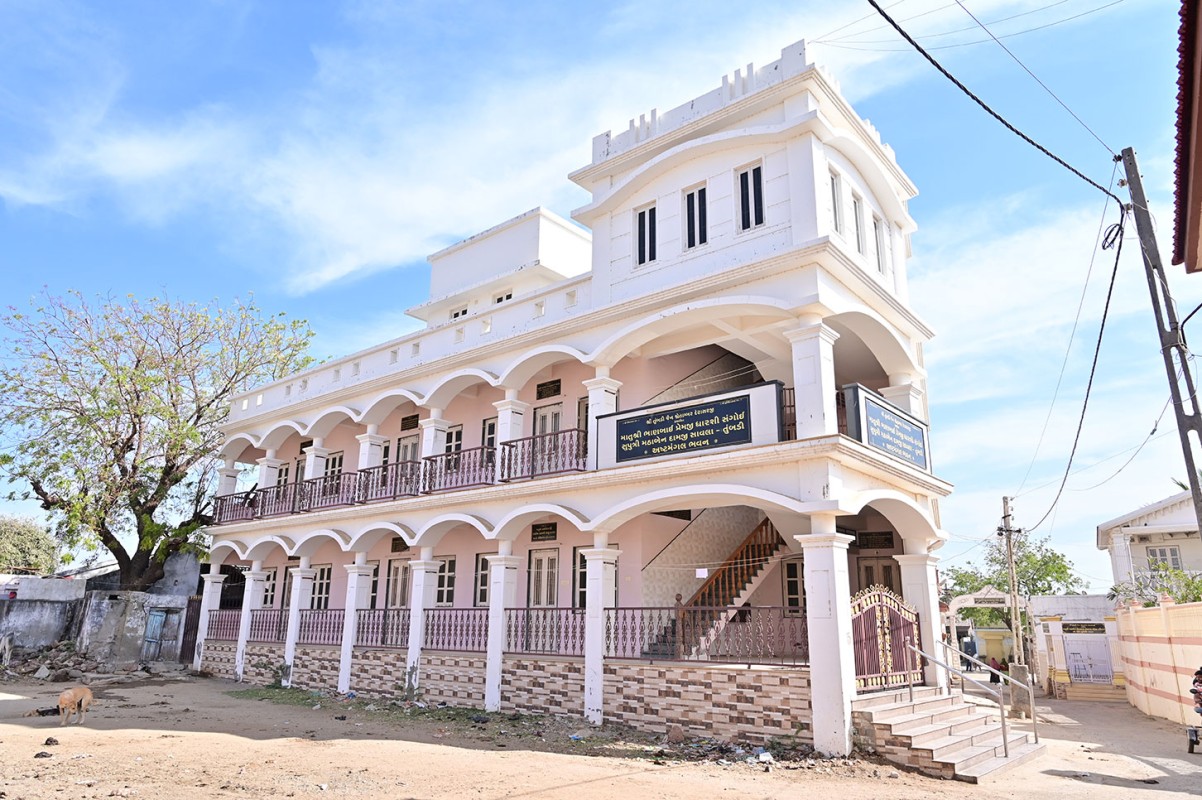 શ્રી તુંબડી જૈન શ્વેતામ્બર દેરાસર